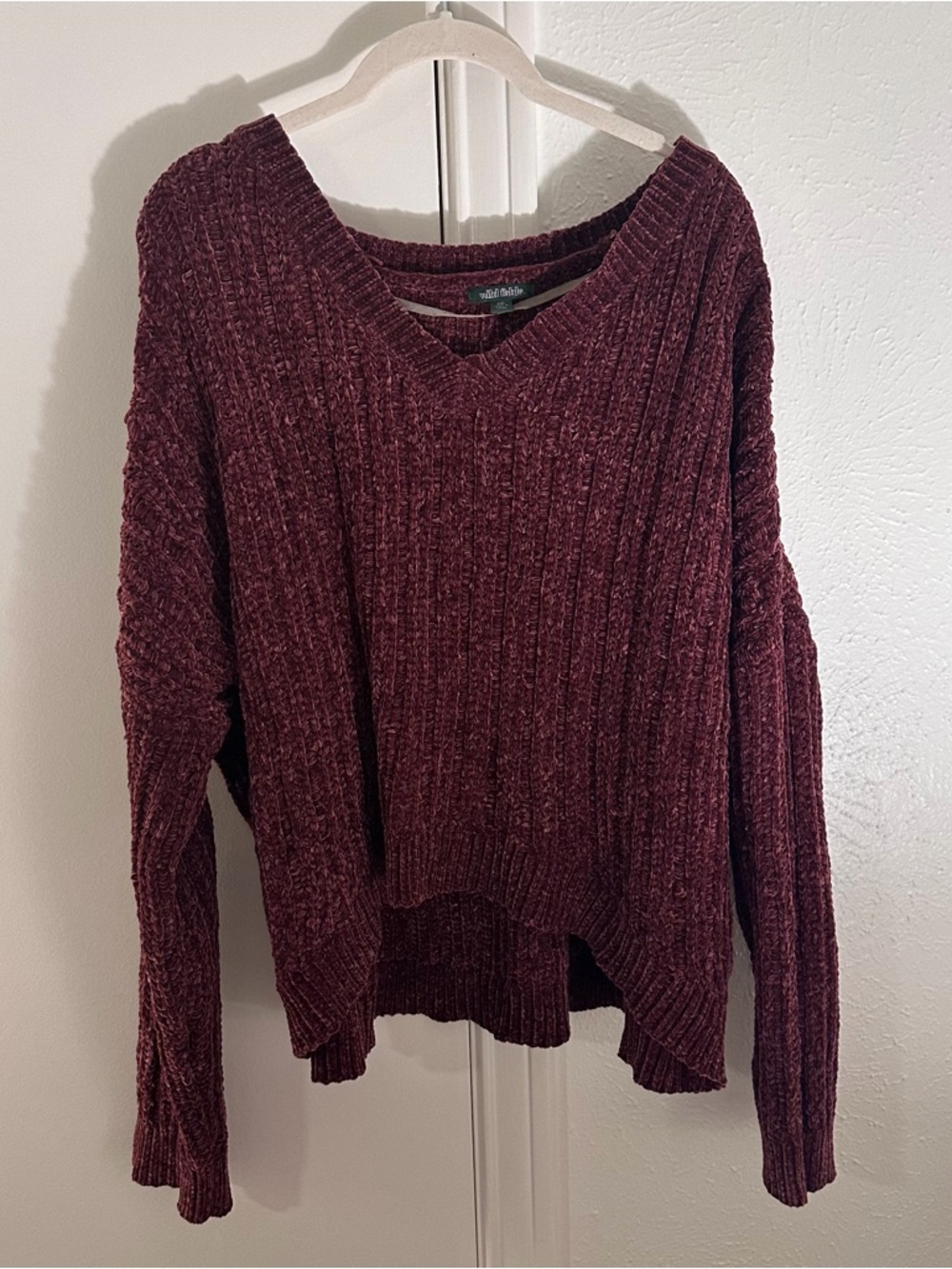 Ribbed Knit V-Neck Sweater in Deep Burgundy Maroon Wild Fable